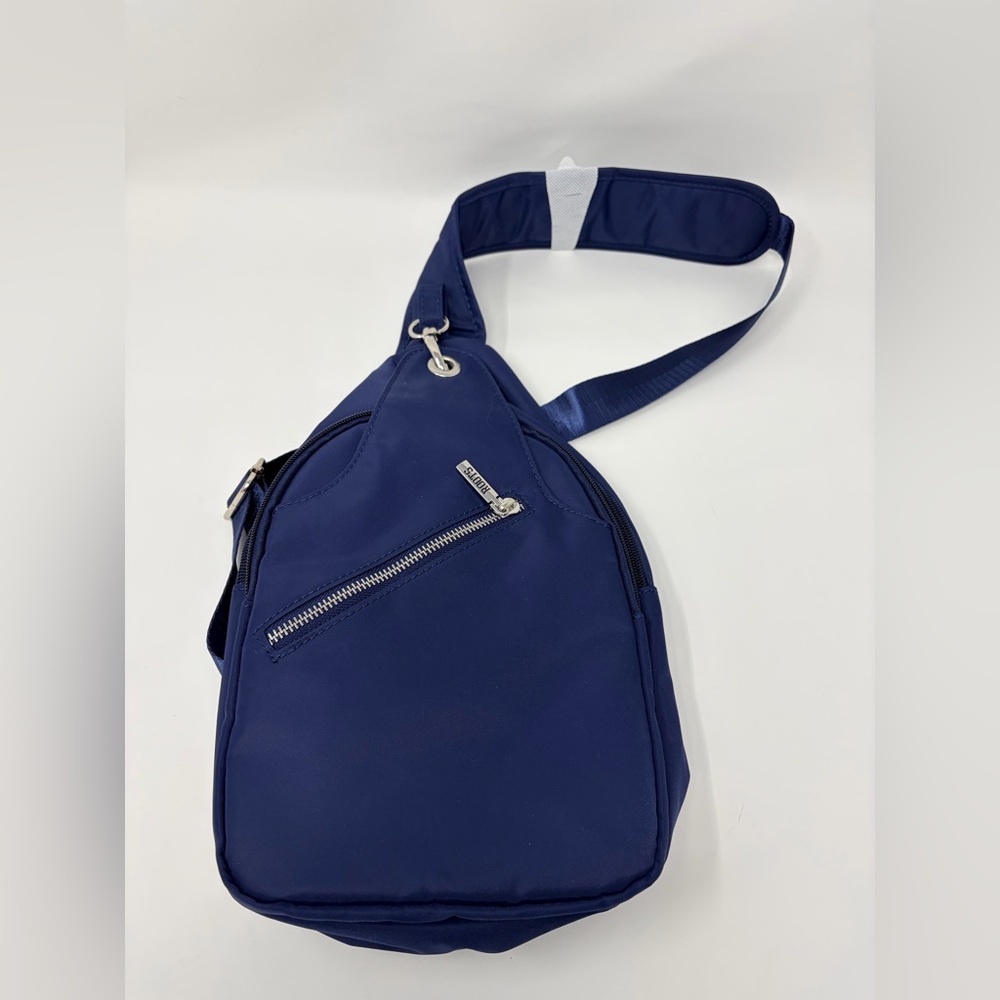 New ROOTS Sling Bag
